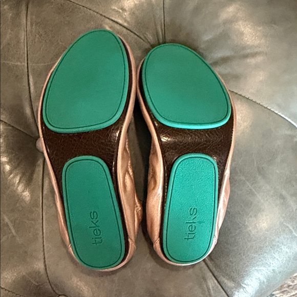 Tieks Ballet Flats - Rose Size 10 - Gorgeous! - Picture 6 of 7